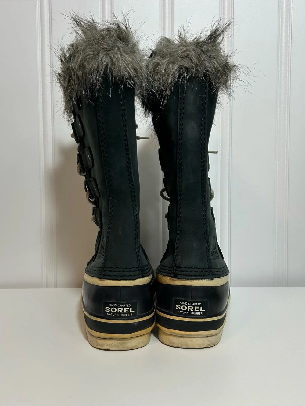 Sorel tall lace